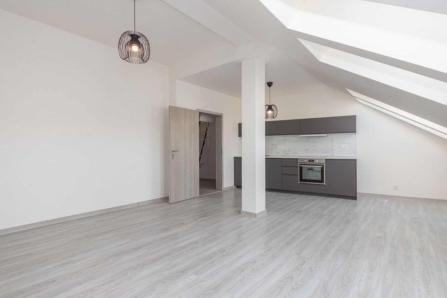Byt 1+kk · 49 m² · Praha - Vršovice, okres Praha 10, Hlavní město Praha - 3