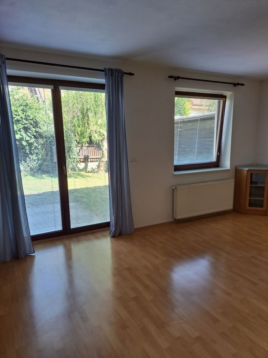 Rodinné domy, Krylova, Zeleneč - Zeleneč, Středočeský kraj, 125 m² - 1
