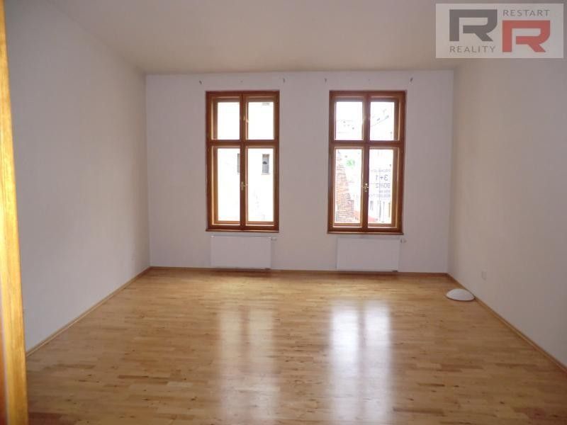 Pronájem byt 3+1 - Uhelná, Olomouc, 90 m²