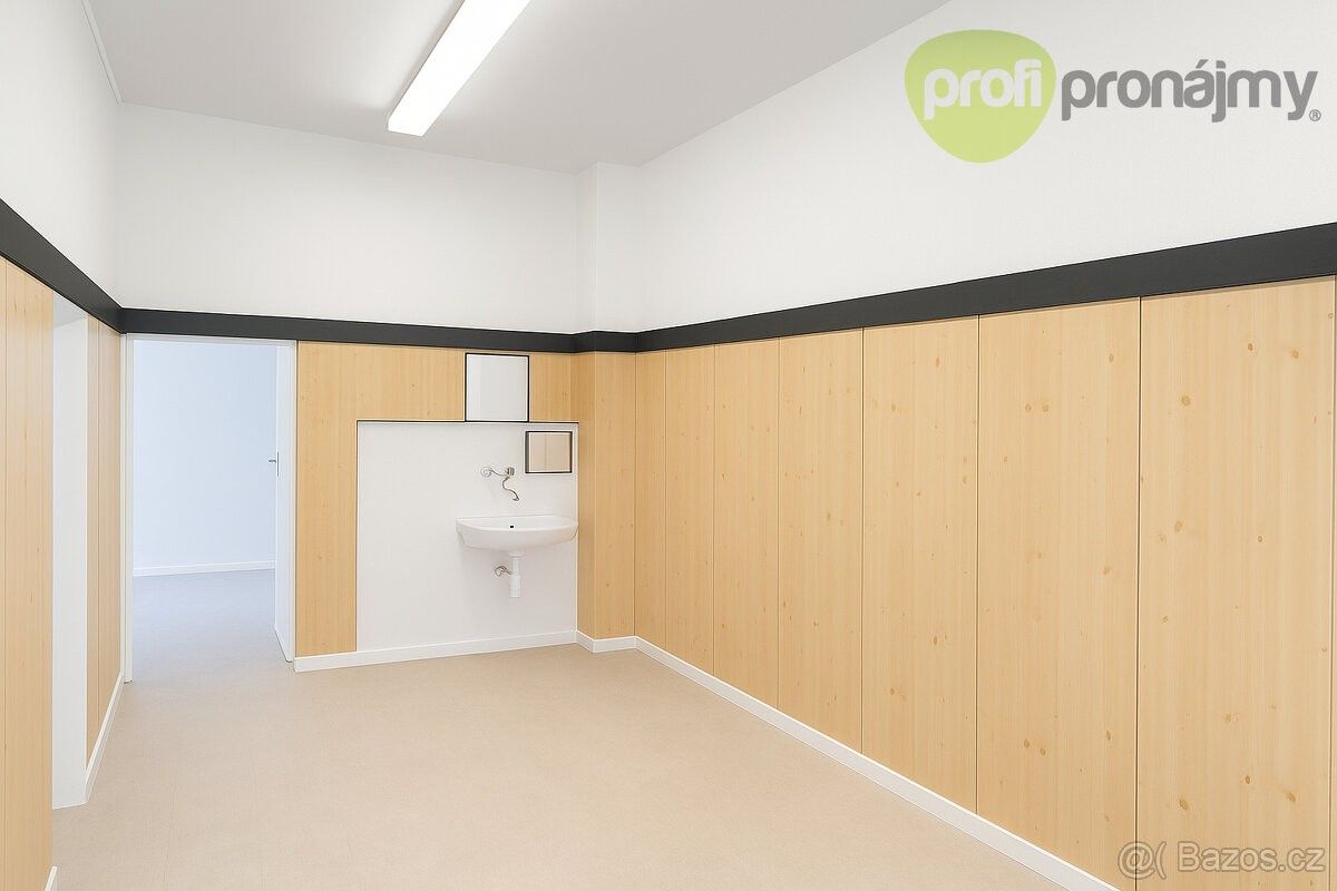 Obchodní prostory · Ostrava, 709 00 - 4