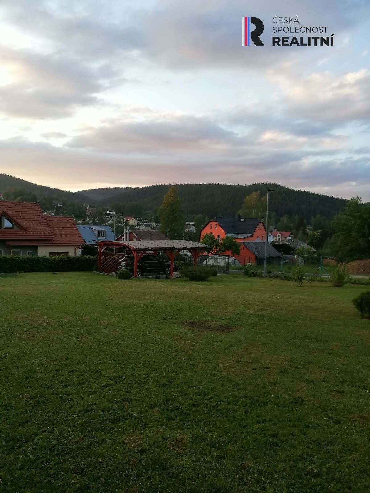 Pozemek pro bydlení, 919 m²
