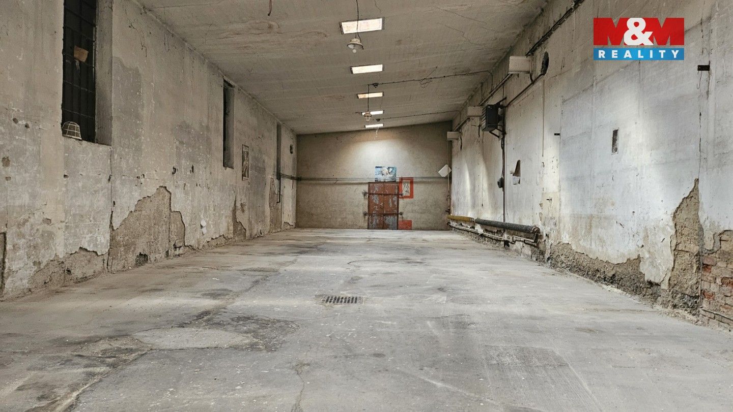 Pronájem obchodní prostory - Za Mlýnem, Přerov, 180 m²