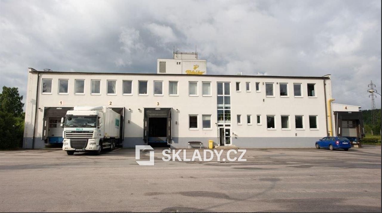 Sklady, Jihlava, 2 000 m²