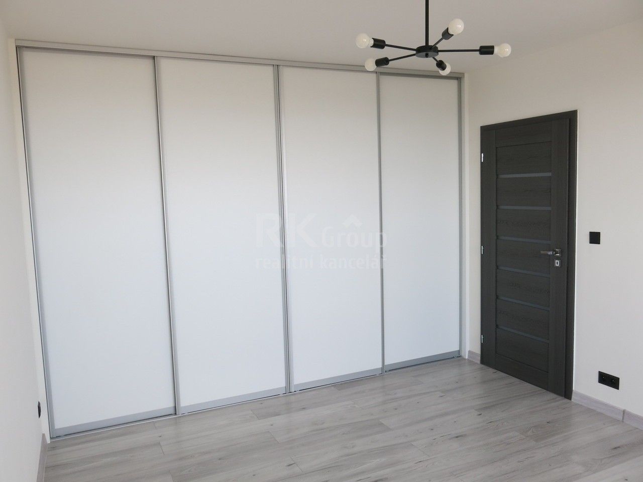 Pronájem byt 1+1 - Jabloňová, Praha, 36 m²