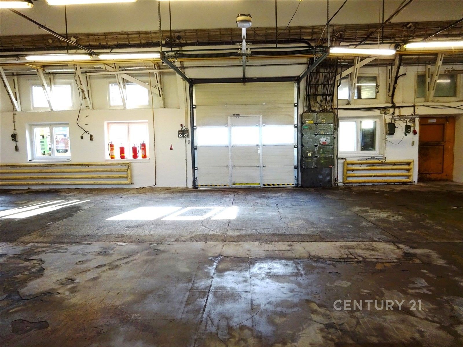 Pronájem výrobní prostory - Nábřeží, Zlín, 482 m²