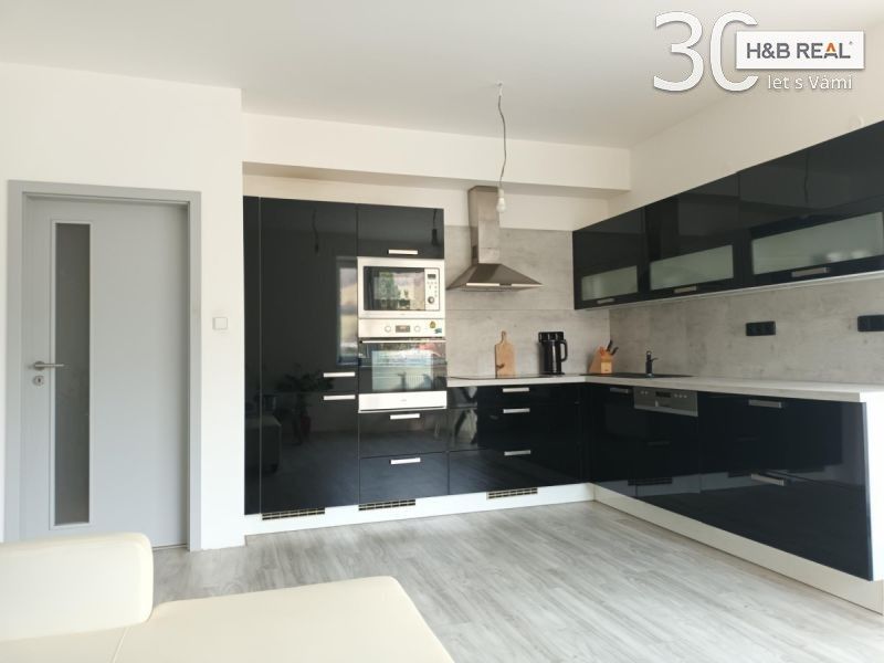 Pronájem byt 2+kk - Rokytnice, Vsetín, 72 m²