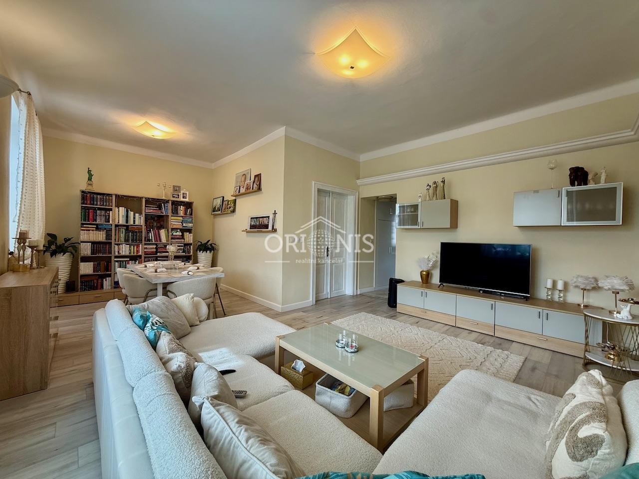 3+1, Školní, Chomutov, 98 m² - 1