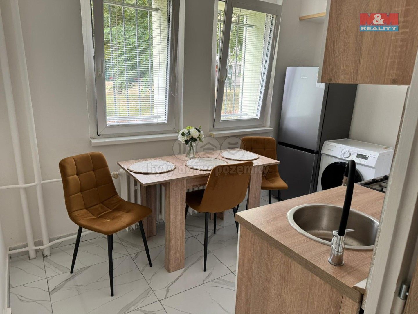 Prodej byt 1+1 - Denisova, Teplice, 36 m²