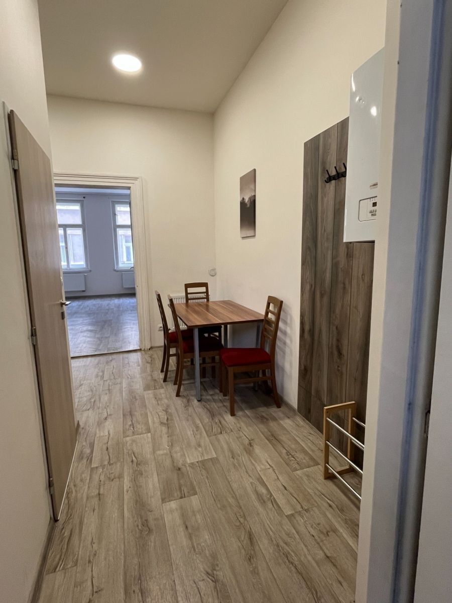 1+1, Cimburkova, Praha - Žižkov, 35 m² - 1