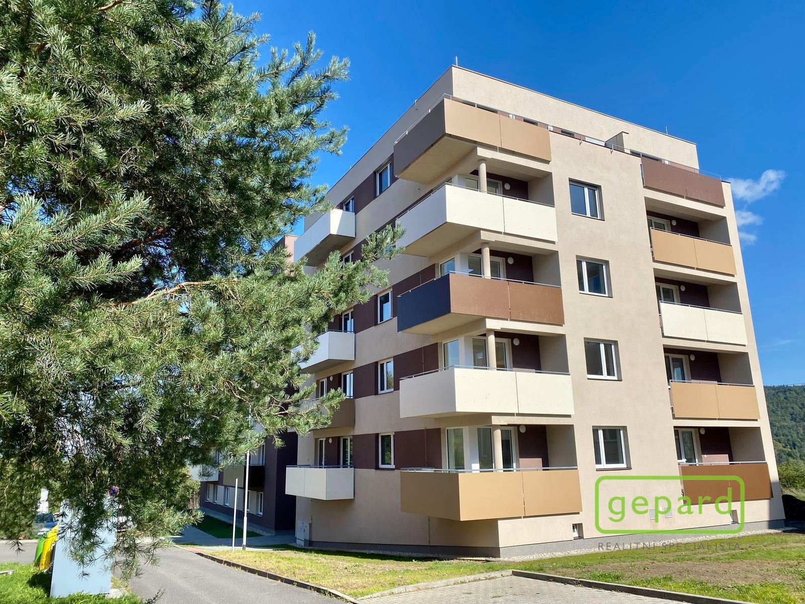 Byt 2+kk · 52 m² · Zborovská, Jince - 4