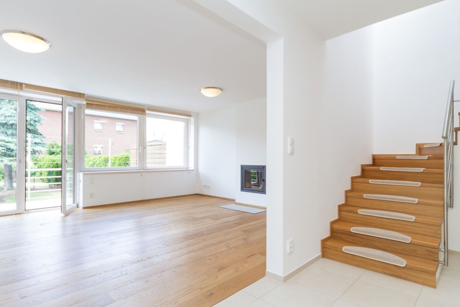 Pronájem rodinný dům - K Matěji, Praha, 220 m²