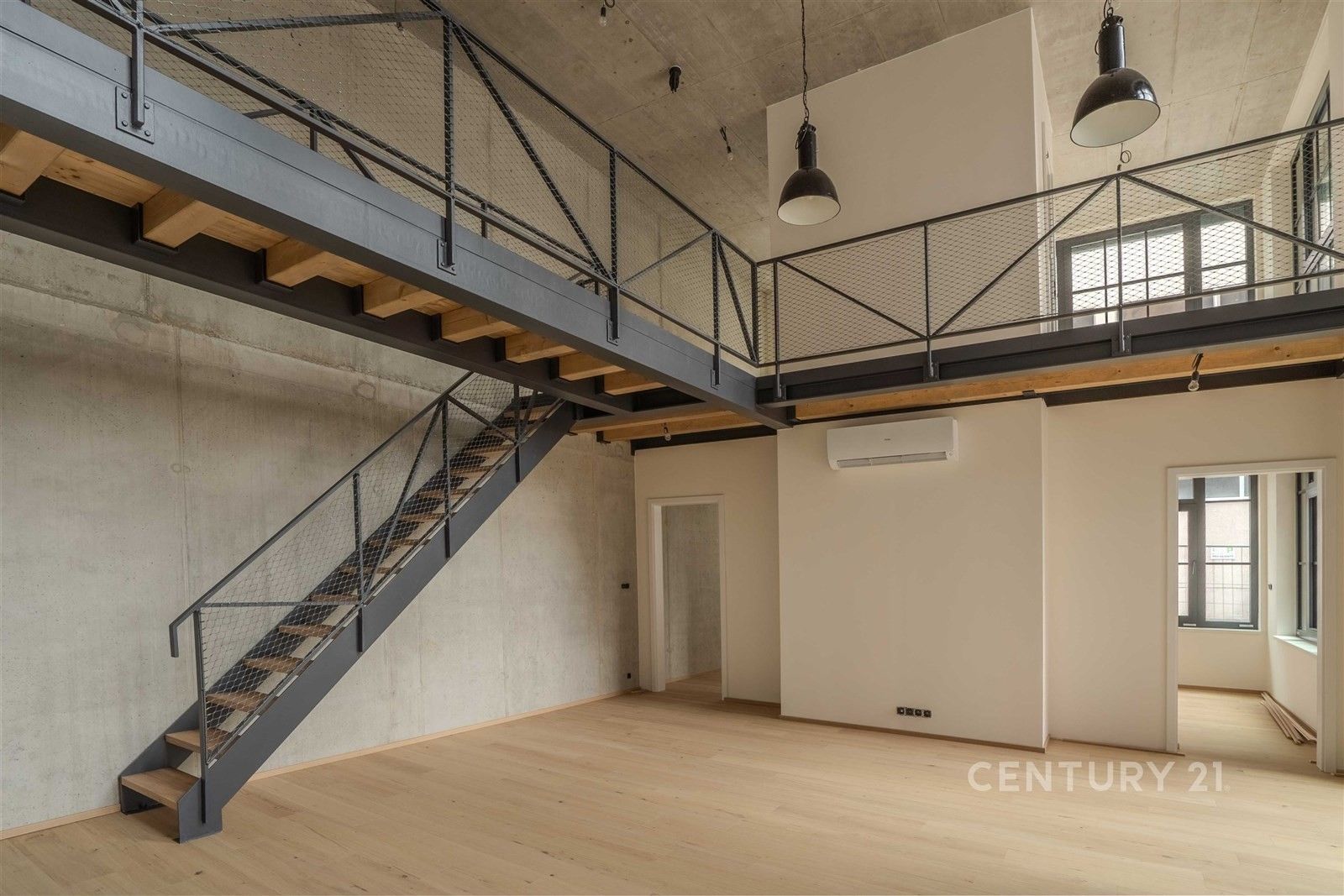 Prodej byt - Kolbenova 1032, Praha, 181 m²