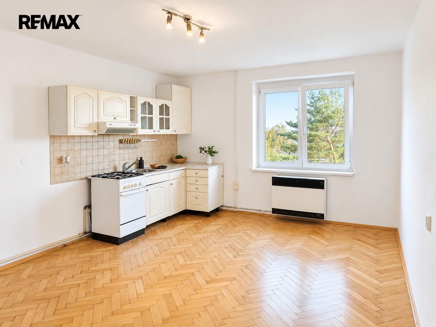 1+kk, Podkrušnohorská 784, Litvínov Horní Litvínov, 38 m² - 2