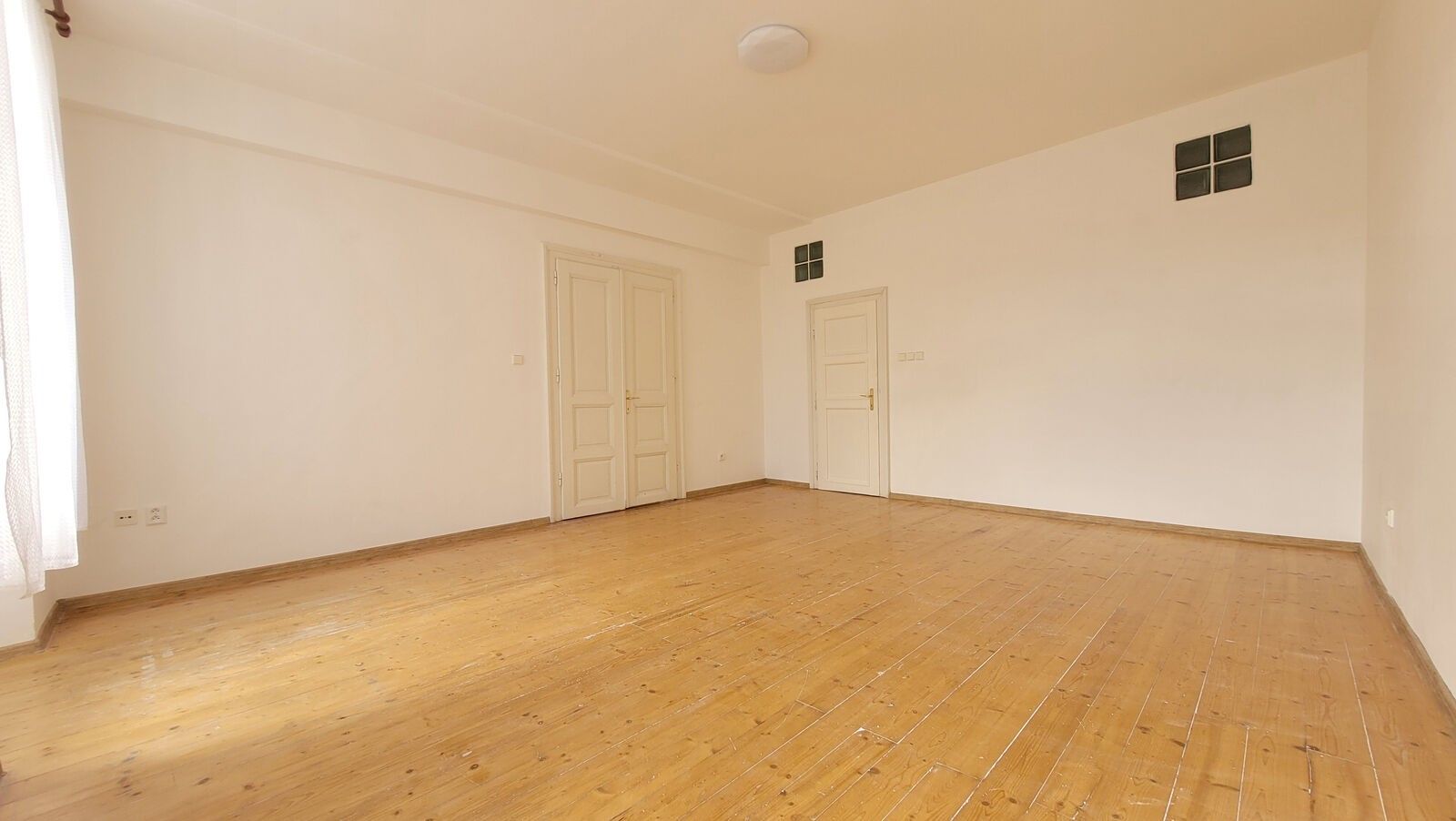 Byt 2+1 · 89 m² · Zámecké nám., Frýdek-Místek Frýdek - 4