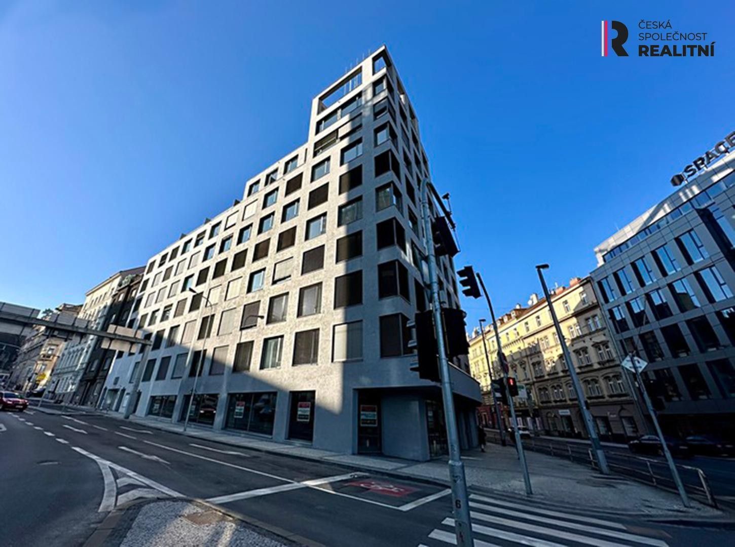 Pronájem byt 1+kk - Plzeňská, Praha, 36 m²