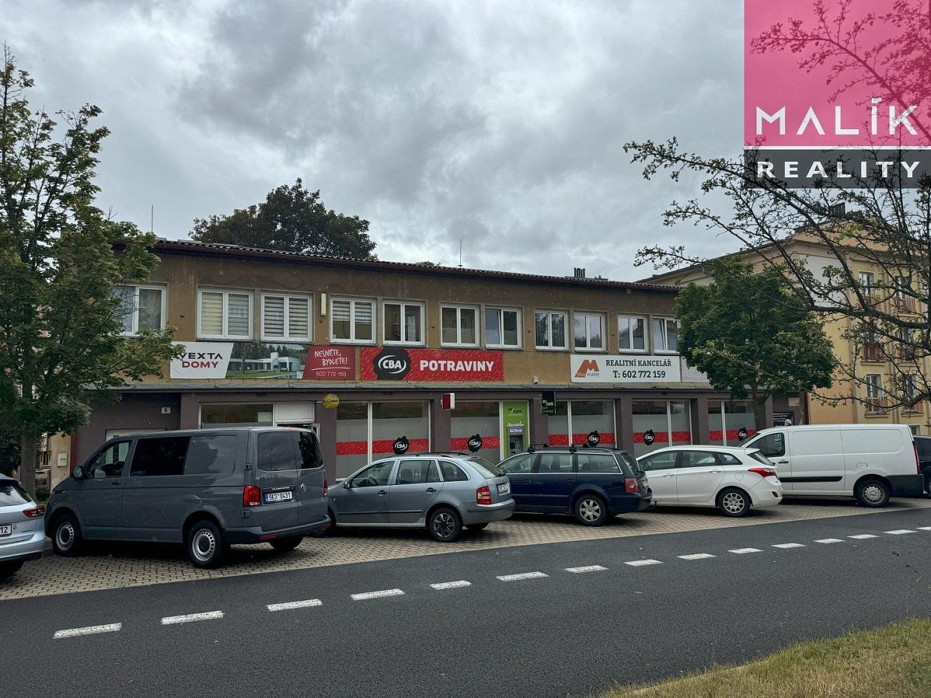 Kanceláře, Hlavní třída, Ostrov, okres Karlovy Vary, 12 m² - 1