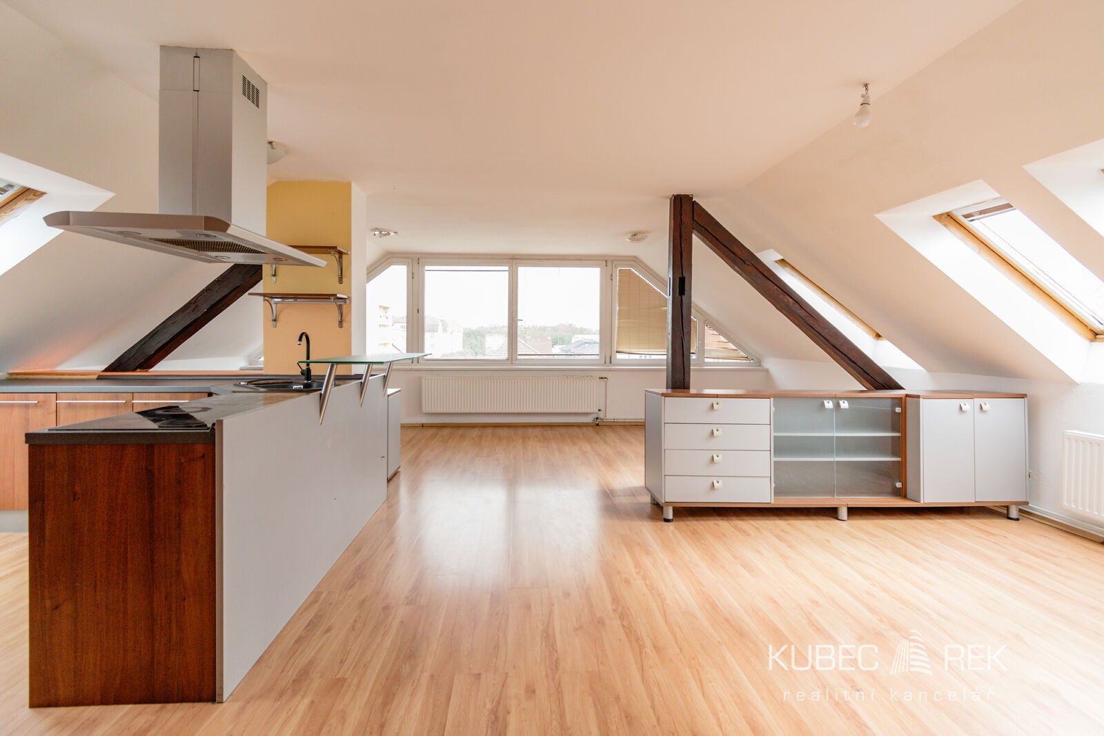 2+kk, Sezimova 2062, Tábor, 66 m² - 2