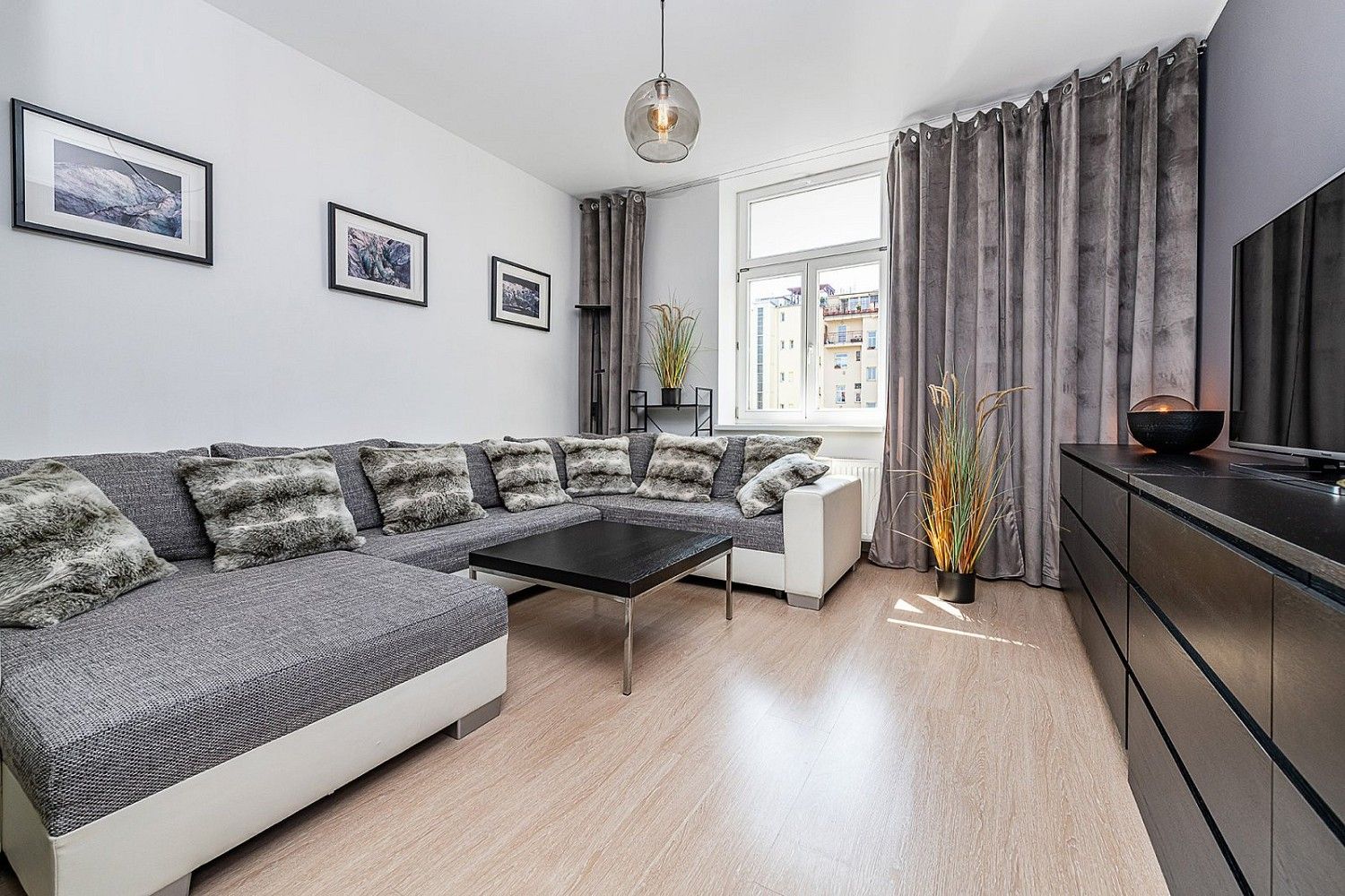 Byt 2+1 · 116 m² · Praha - Žižkov, okres Praha 3, Hlavní město Praha - 4