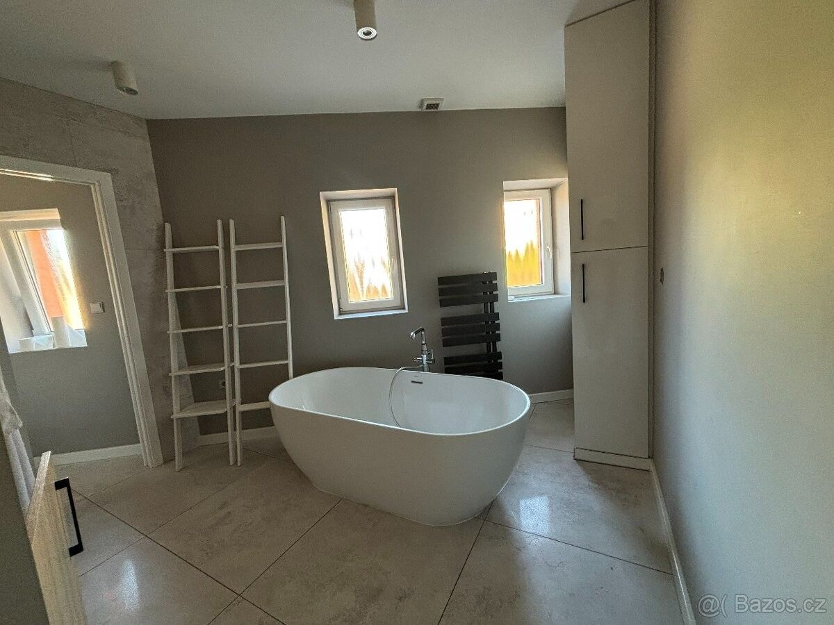 Byty, Borová, 547 01