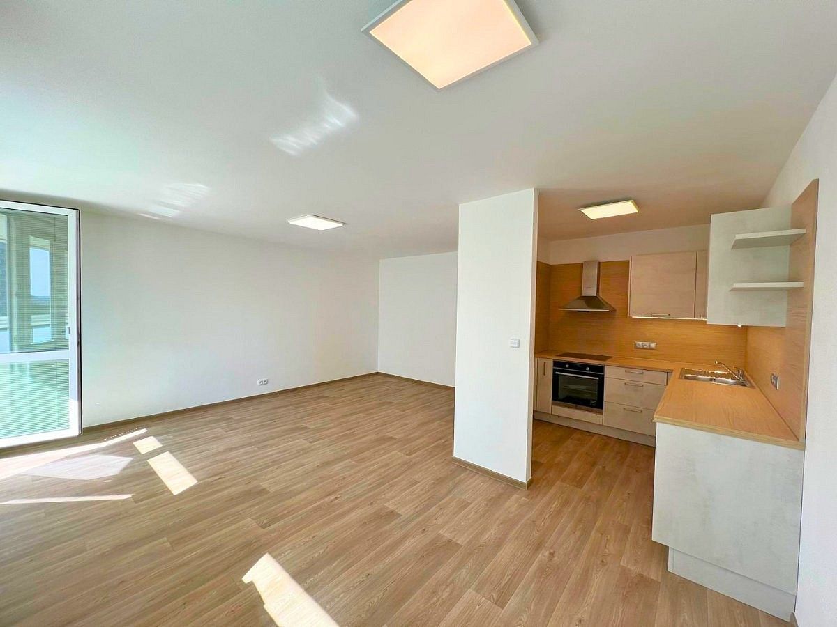 3+kk, Praha - Horní Měcholupy, okres Praha 15, Hlavní město Praha, 72 m² - 1