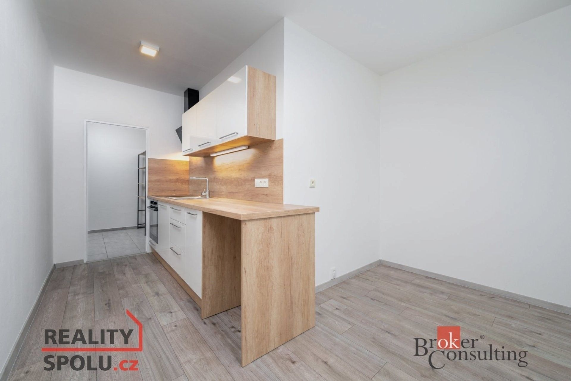 Pronájem byt 2+1 - nám. Míru, Rychnov u Jablonce nad Nisou, 64 m²