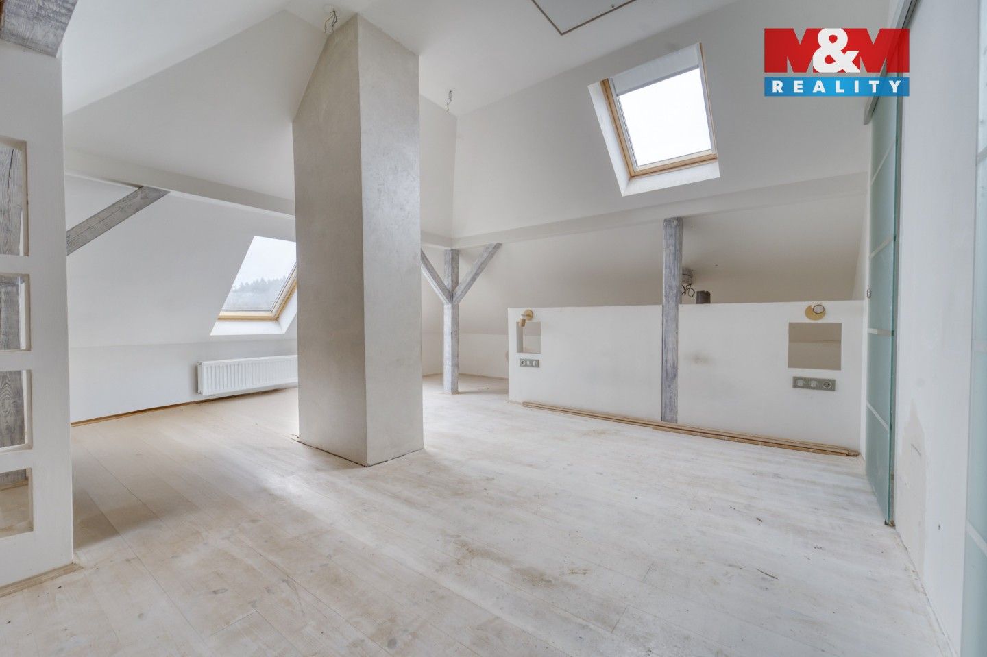 Prodej rodinný dům - Lesov, Sadov, 290 m²