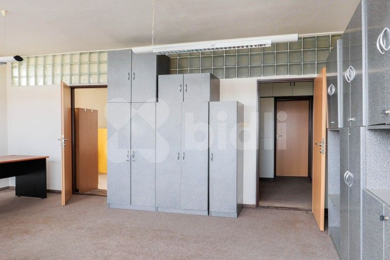 Pronájem kancelář - Korytná, Praha, 165 m²