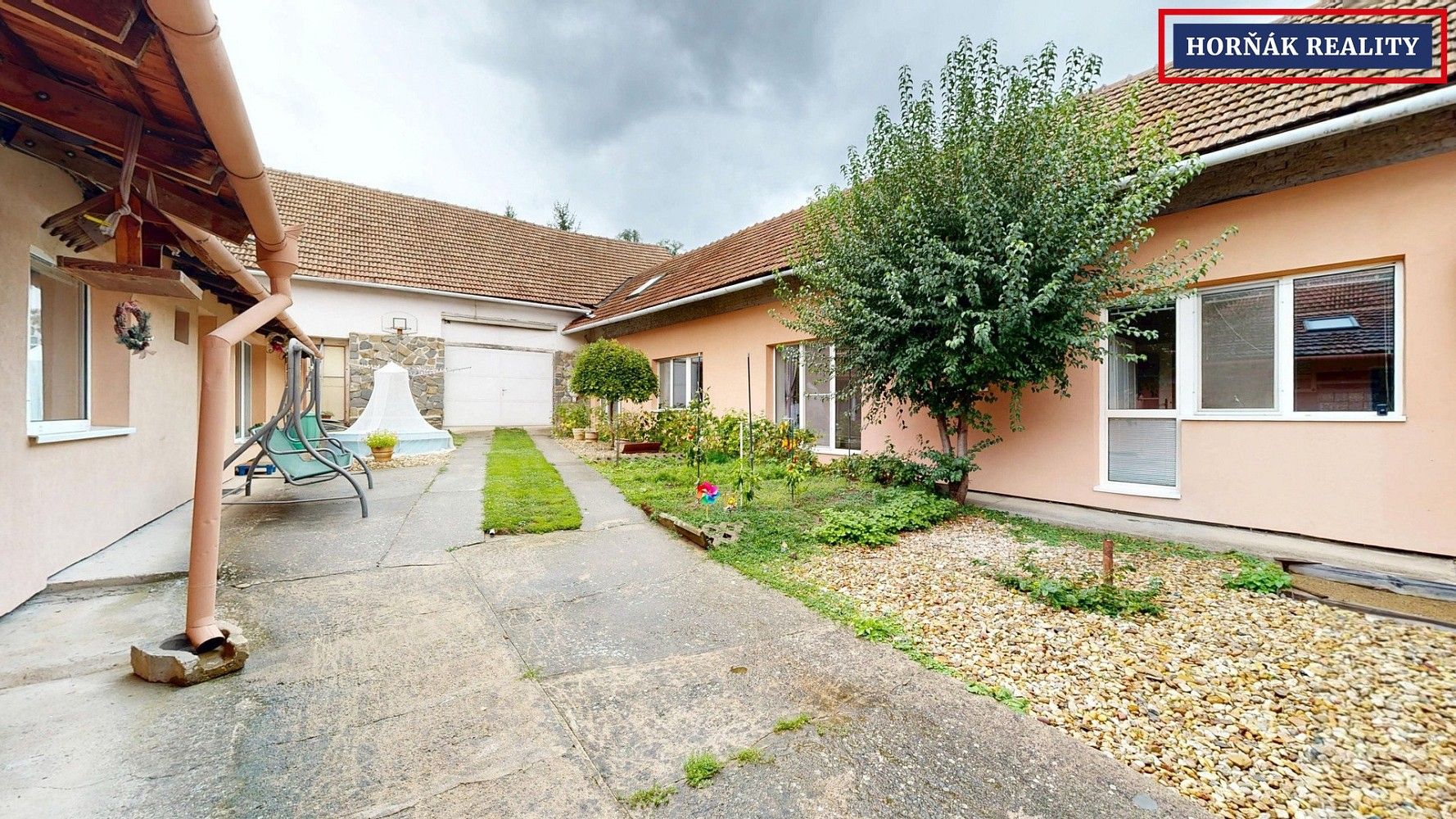 Prodej rodinný dům - Osvobození, Letonice, okres Vyškov, 195 m² - 2