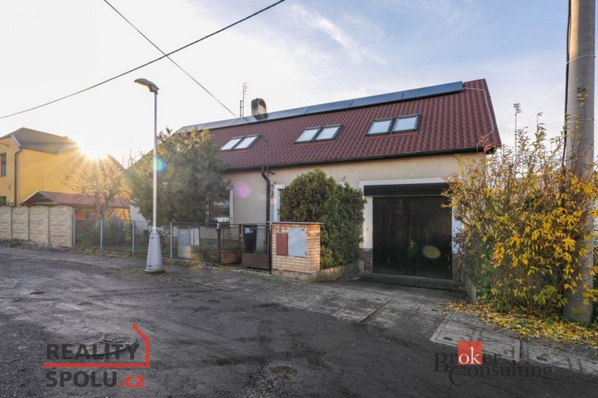 Prodej rodinný dům - Na Okrouhlíku, Hradec Králové, 250 m²