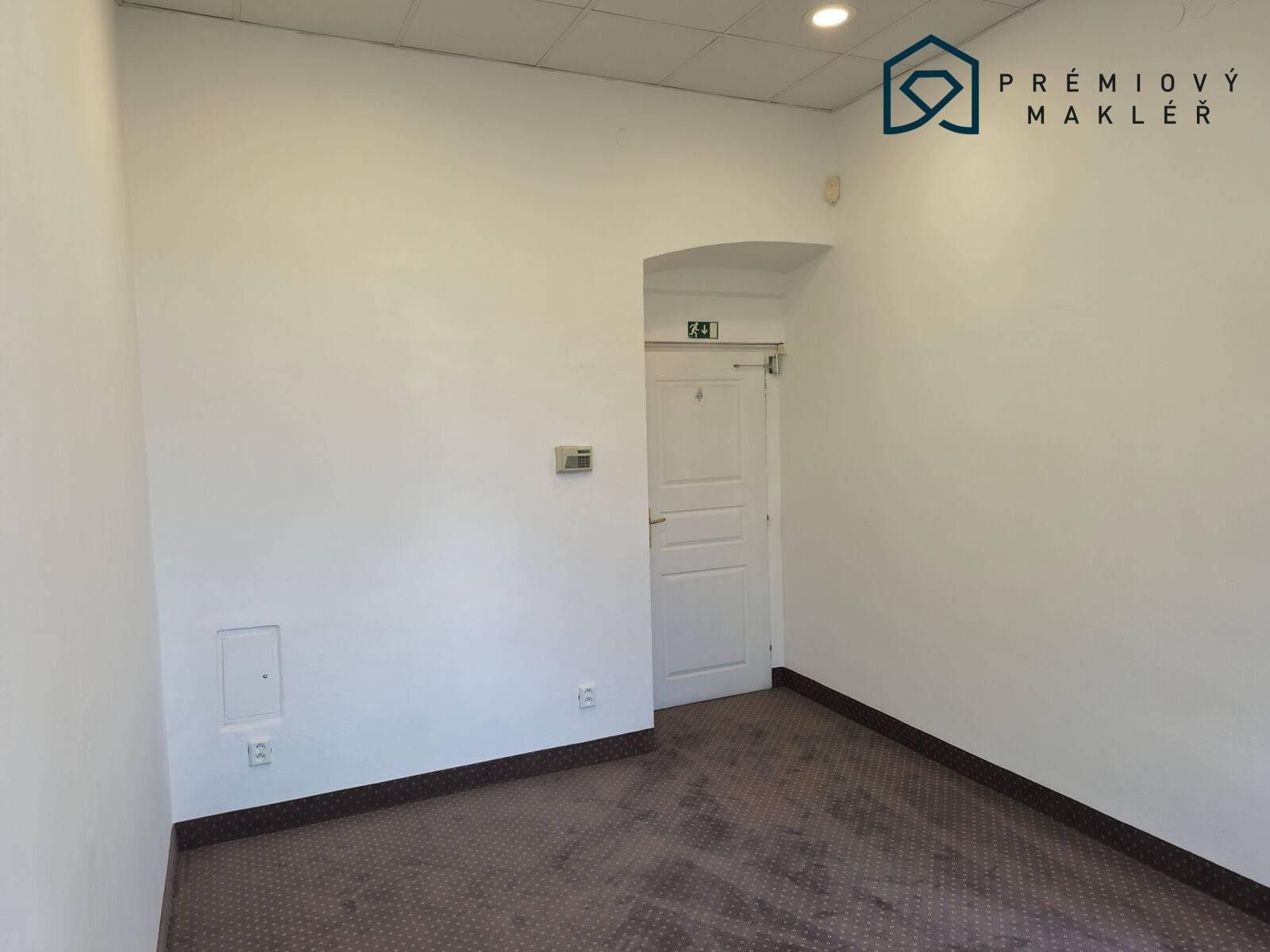 Pronájem kancelář - Masarykovo nám. 41, Litvínov Horní Litvínov, 33 m² - 5