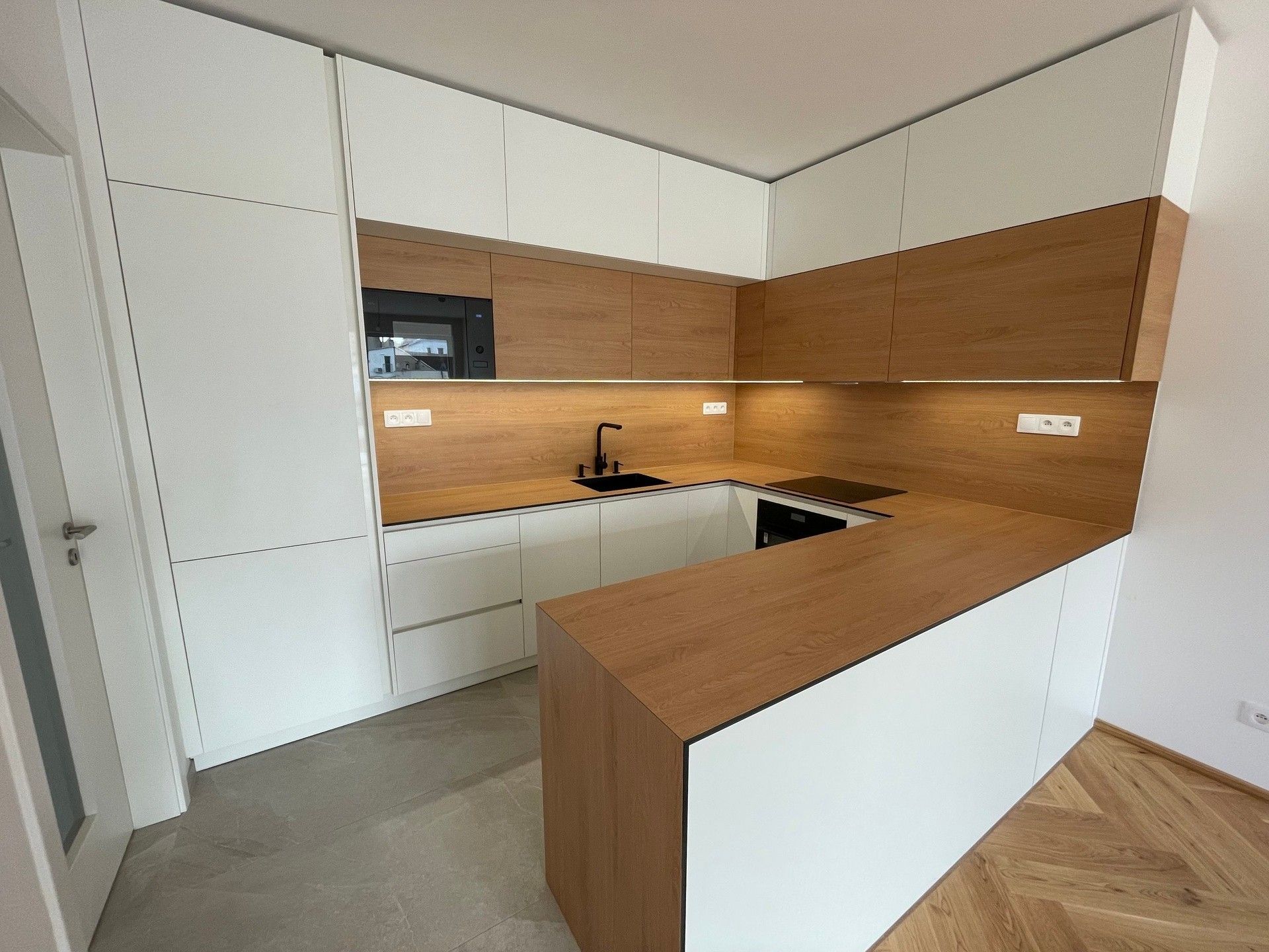 2+kk, Poděbradova, Brno, 77 m² - 1