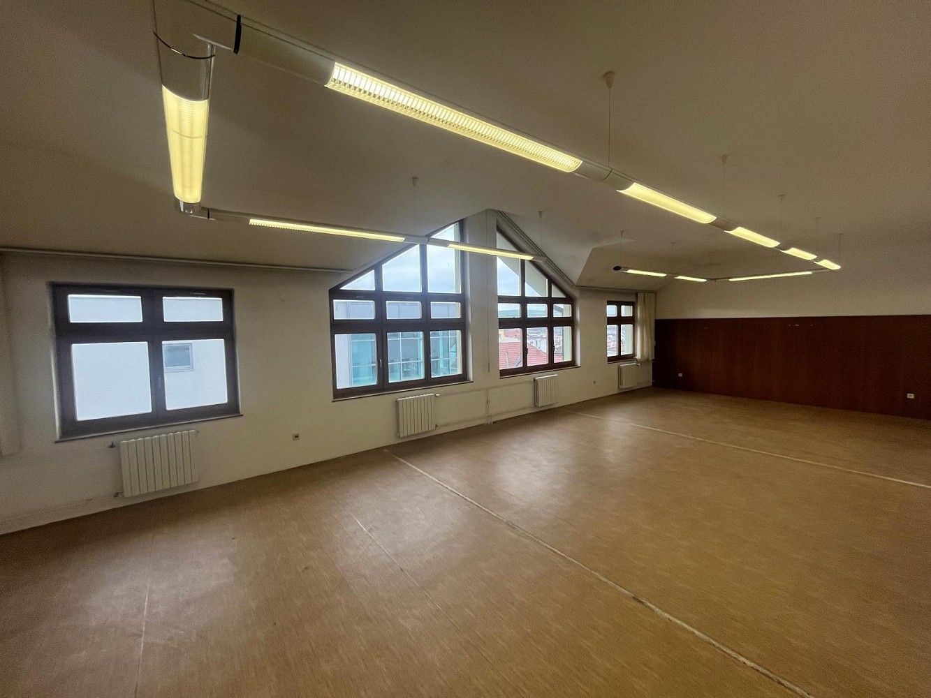 Kanceláře, Uherský Brod, okres Uherské Hradiště, 20 m² - 2