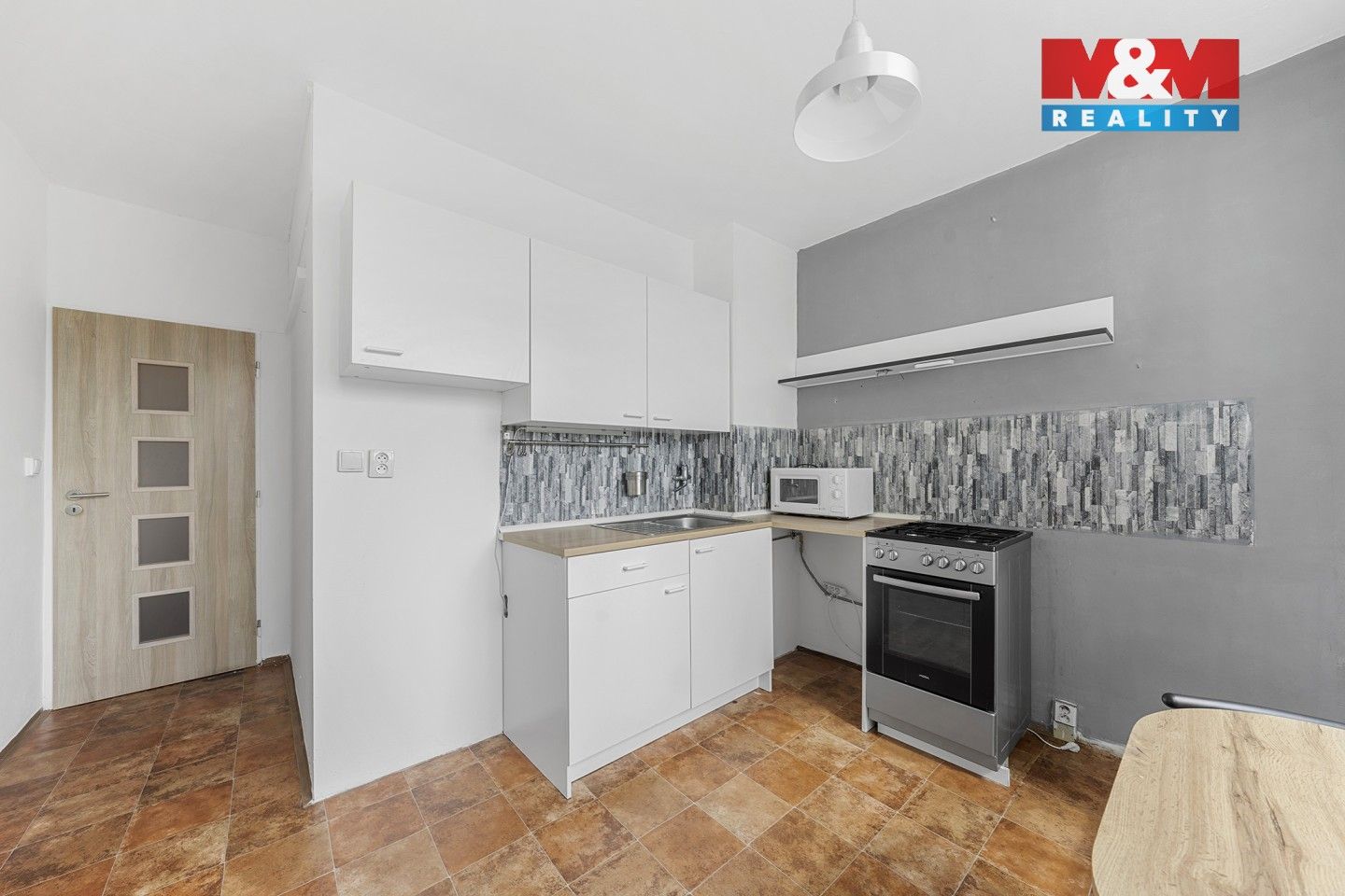 Pronájem byt 2+1 - Stavbařů, Ústí nad Labem, 62 m²