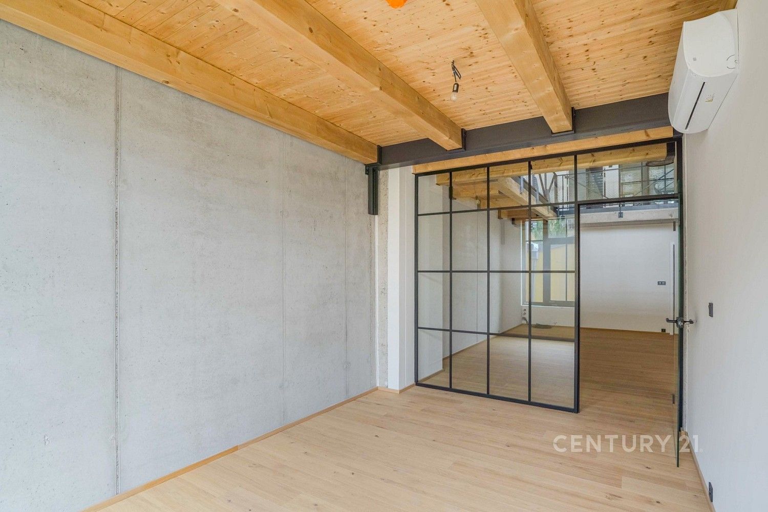 Prodej byt 4+kk - Praha - Vysočany, okres Praha 9, Hlavní město Praha, 176 m² - 5
