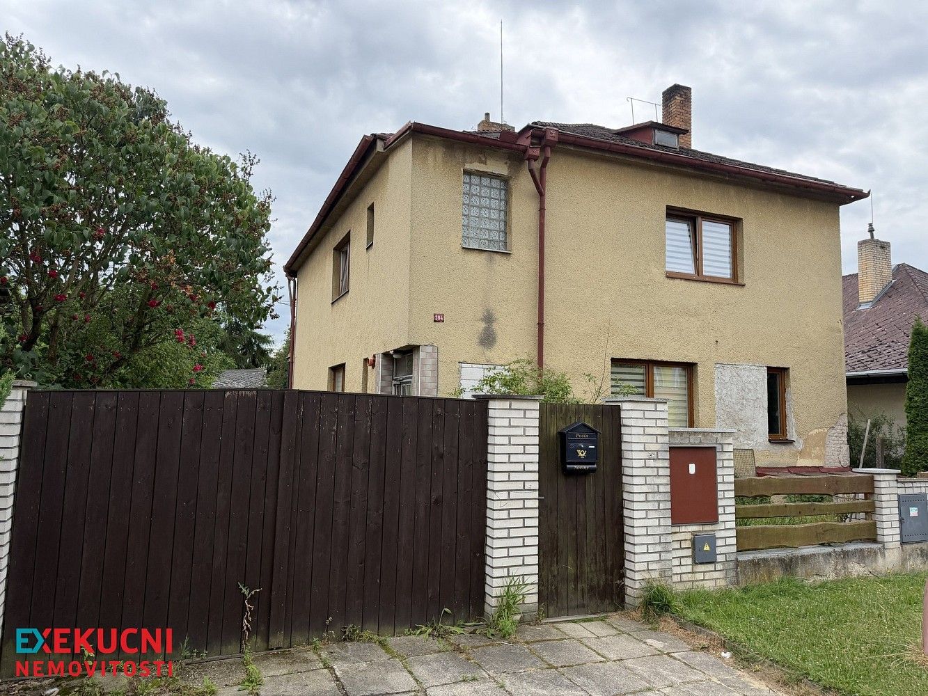 Rodinné domy, Strmilov, okres Jindřichův Hradec, Jihočeský kraj, 250 m² - 1