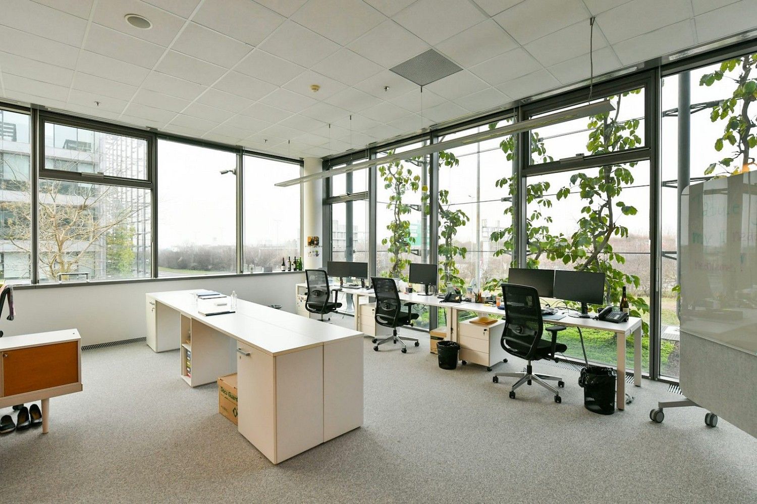 Kancelář · 937 m² · Vestec - 4
