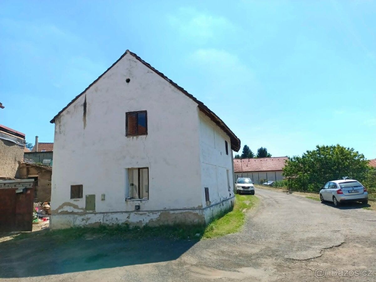 Rodinné domy, Straškov-Vodochody, 411 84 - 2