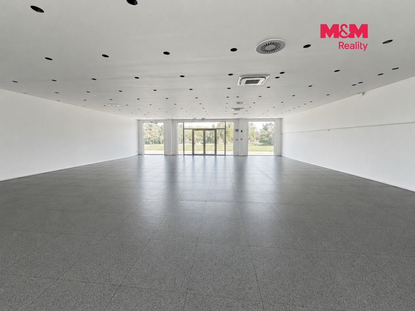 Obchodní prostory · 420 m² · Na Bahnech, Hrdějovice - 4