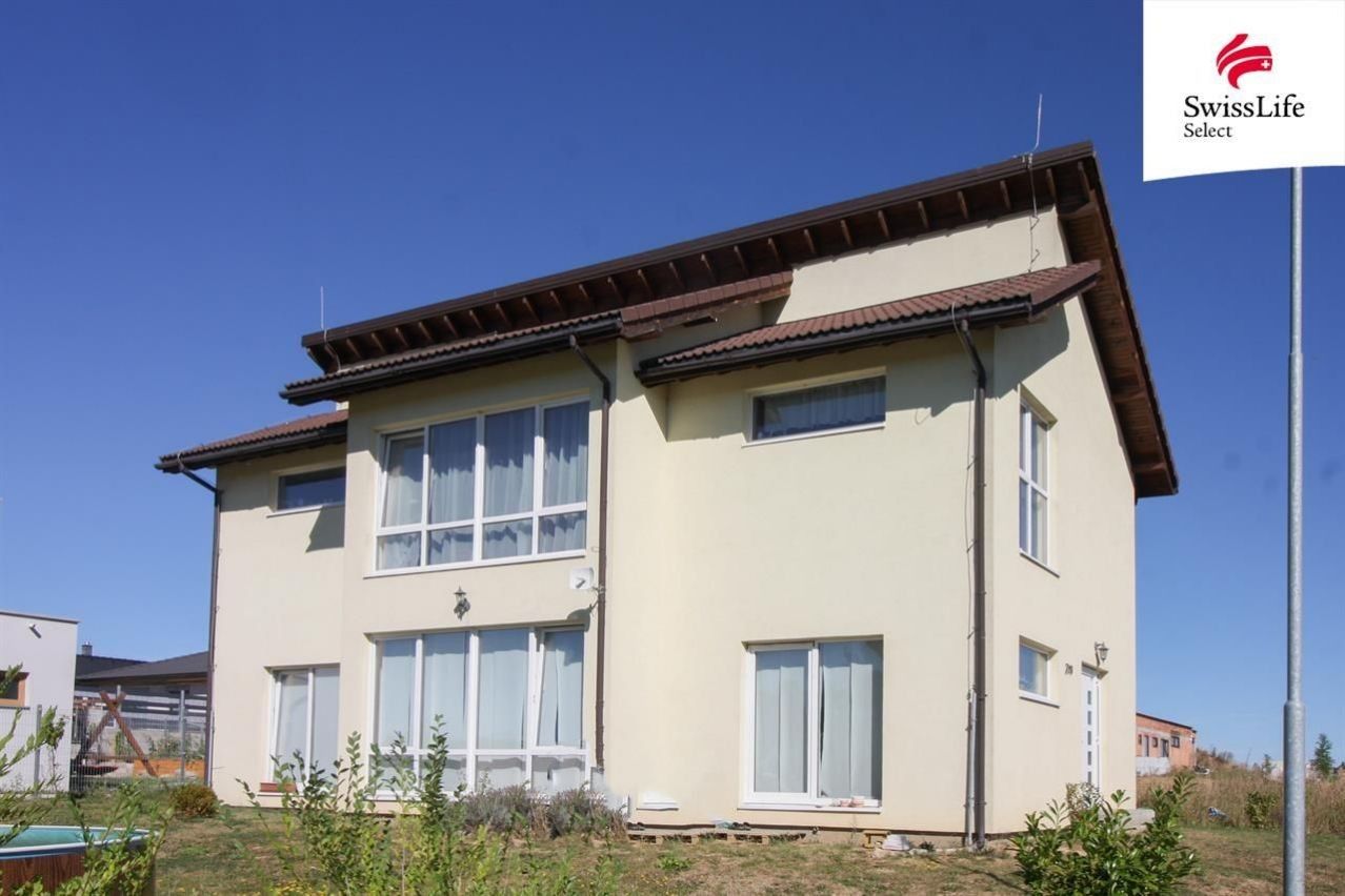 Rodinné domy, Střítež, 180 m²