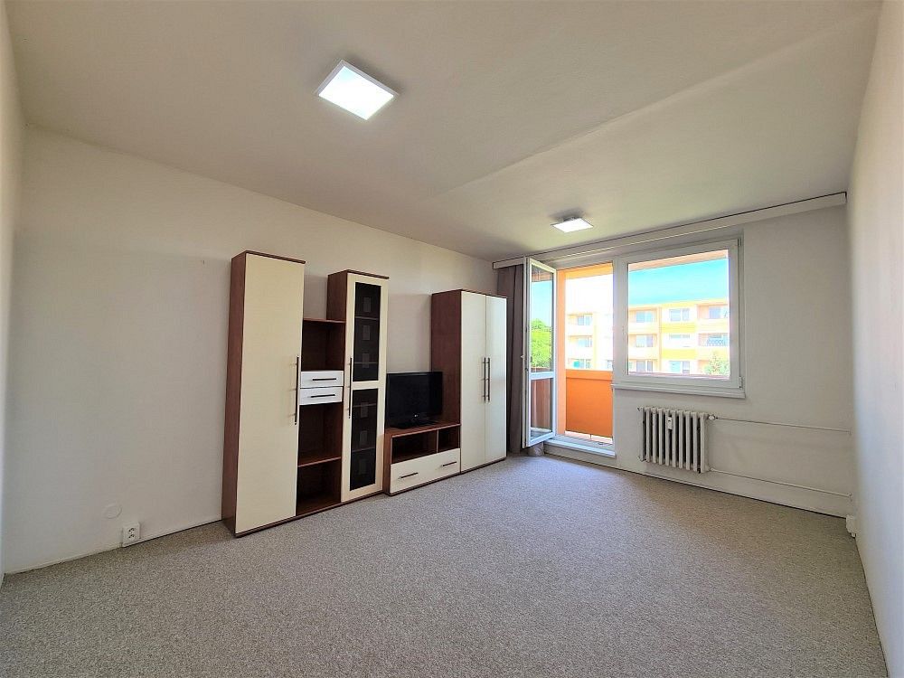 Byt 1+1 · 35 m² · Sídliště, Hrušovany u Brna, okres Brno-venkov - 4