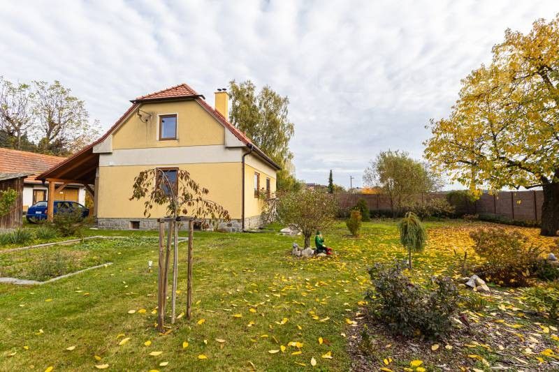 Rodinné domy, Kvášňovice, 110 m²