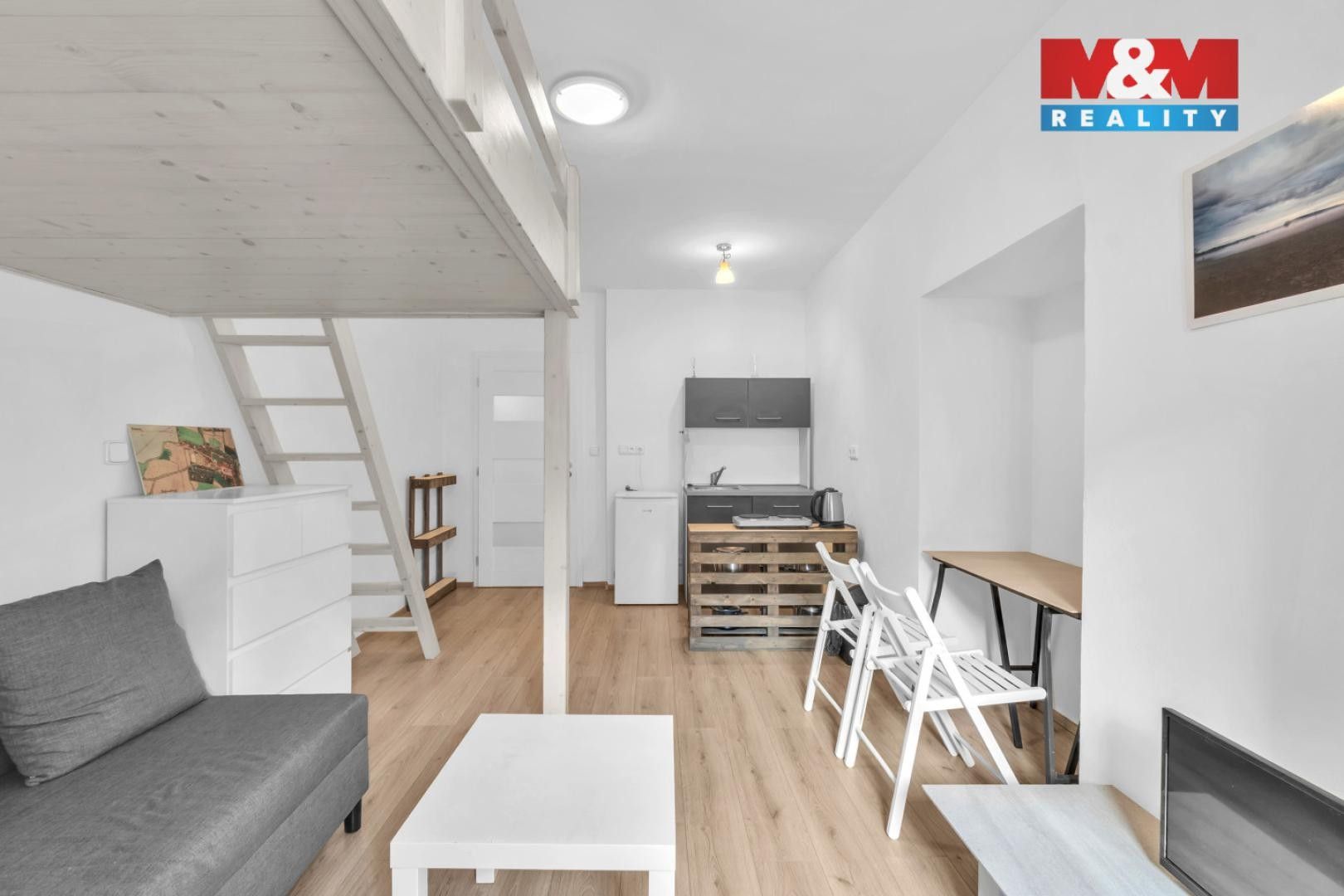 Prodej byt 1+kk - Komenského, Miletín, 33 m²