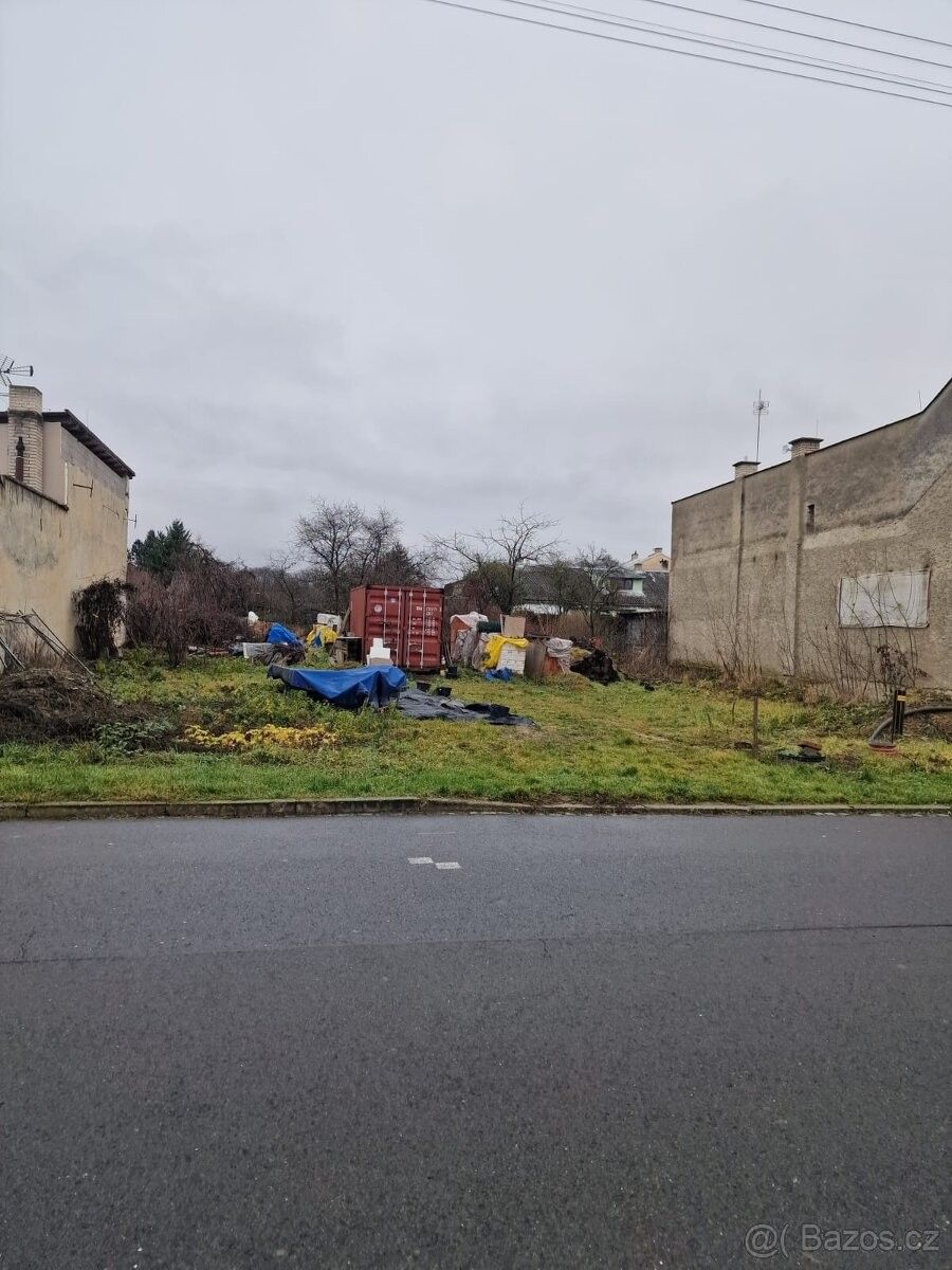 Prodej pozemek pro bydlení - Dolany u Olomouce, 783 16