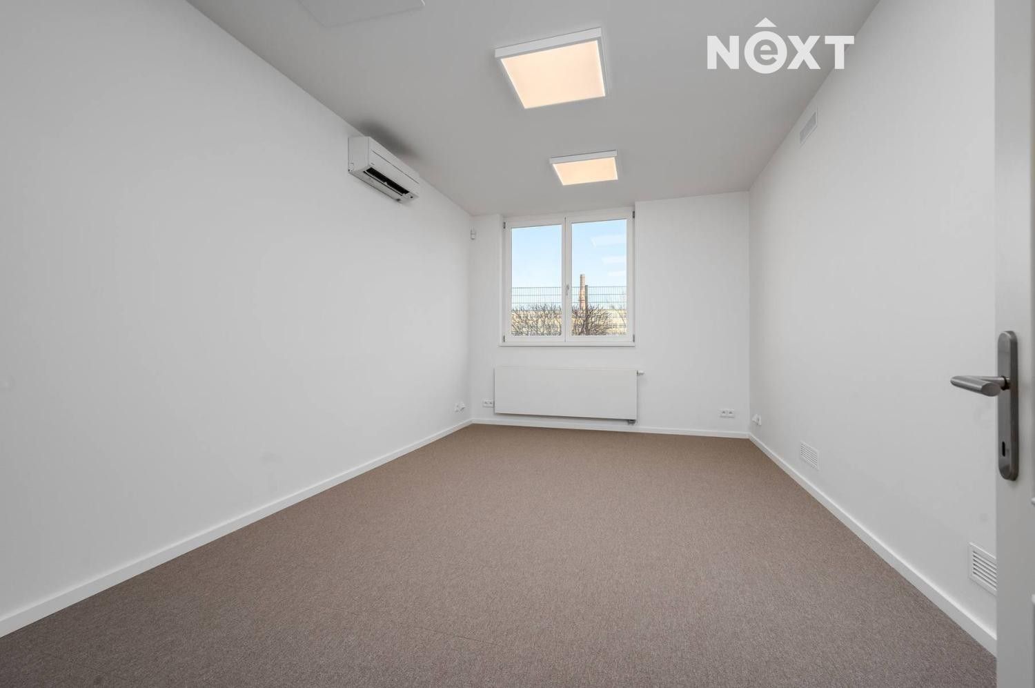 Pronájem kancelář - Holečkova 3149, Praha Smíchov, 351 m² - 5