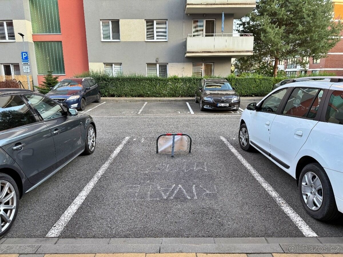 Garáže, Olomouc, 779 00