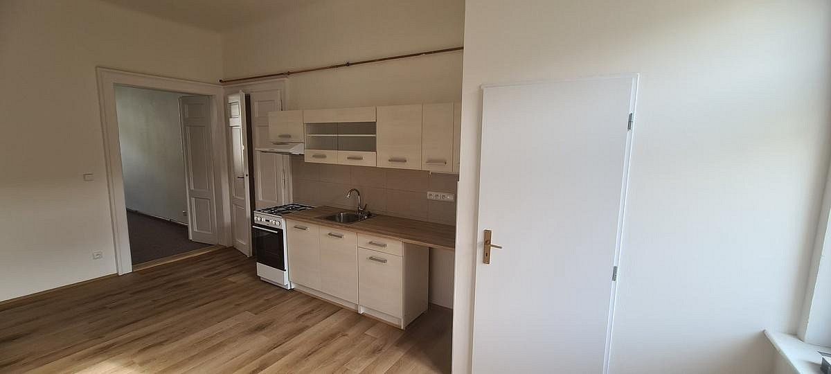 2+1, Moskevská, Praha 10 - Vršovice, 63 m² - 1