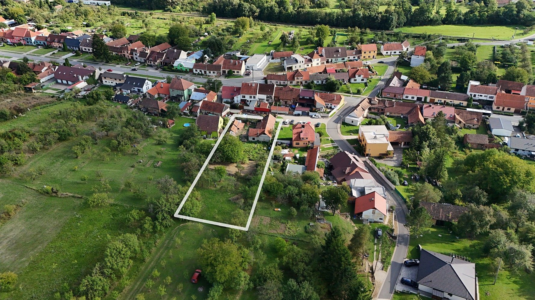 Prodej pozemek pro bydlení - Záhorovice, okres Uherské Hradiště - 5