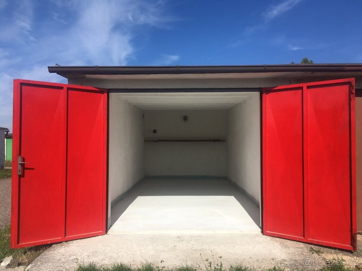 Pronájem garáž - Brada-Rybníček, 506 01