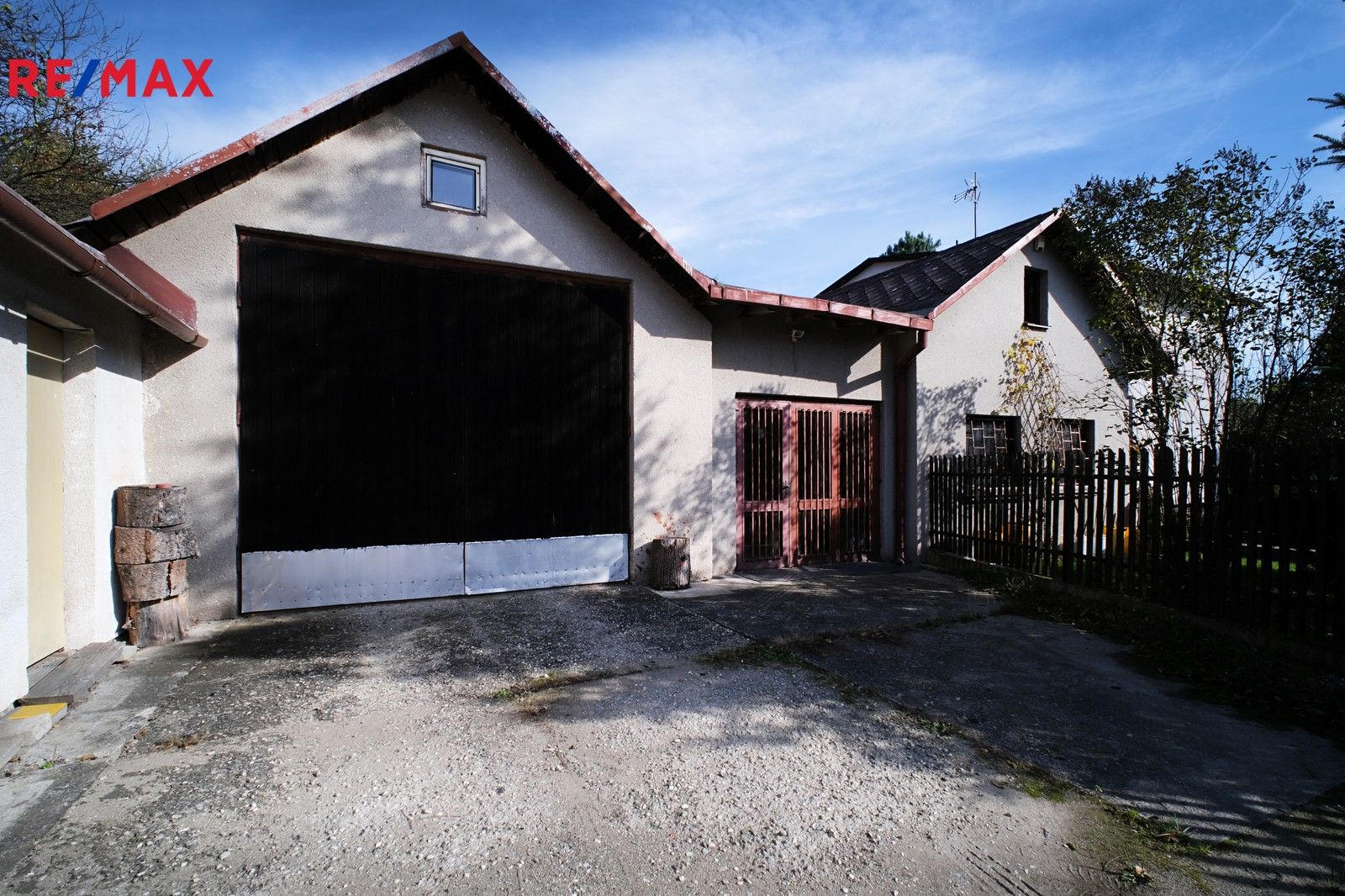 Garáže, Životická, Havířov, 130 m²