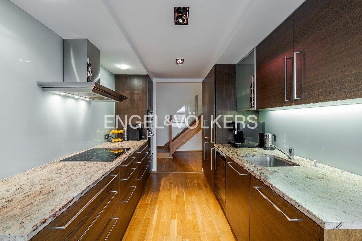 Pronájem byt 5+kk - Jana Masaryka, Praha, 210 m²